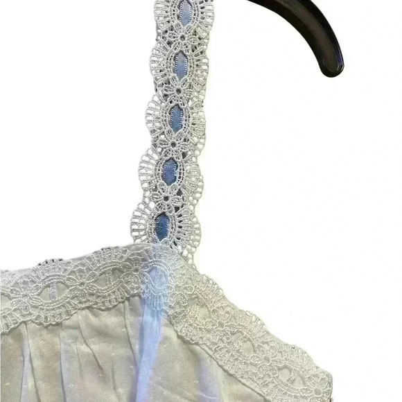 New Paige Zherra White Detail Eyelet Cami Blue Ribbon Straps Size Small. - Picture 3 of 9